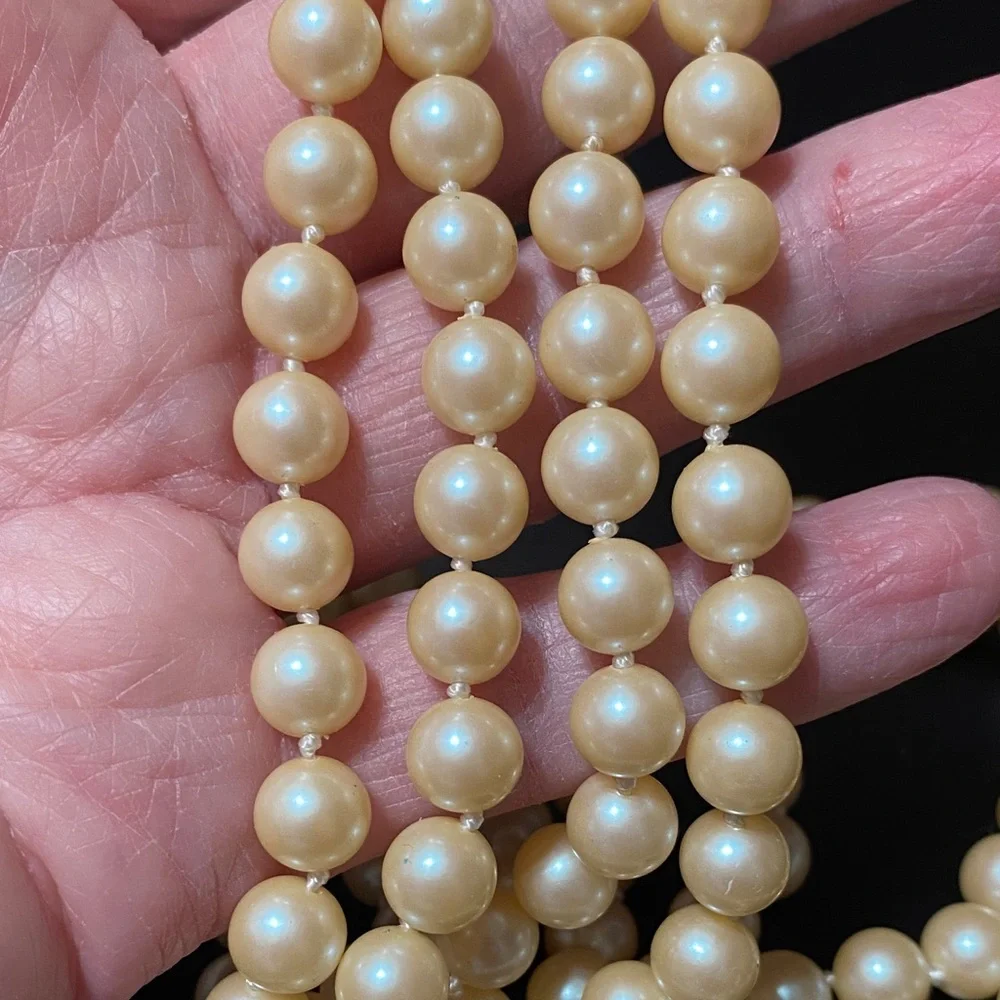 Vintage Double strand 8mm individually tied Pearl Necklace with Gold Clasp